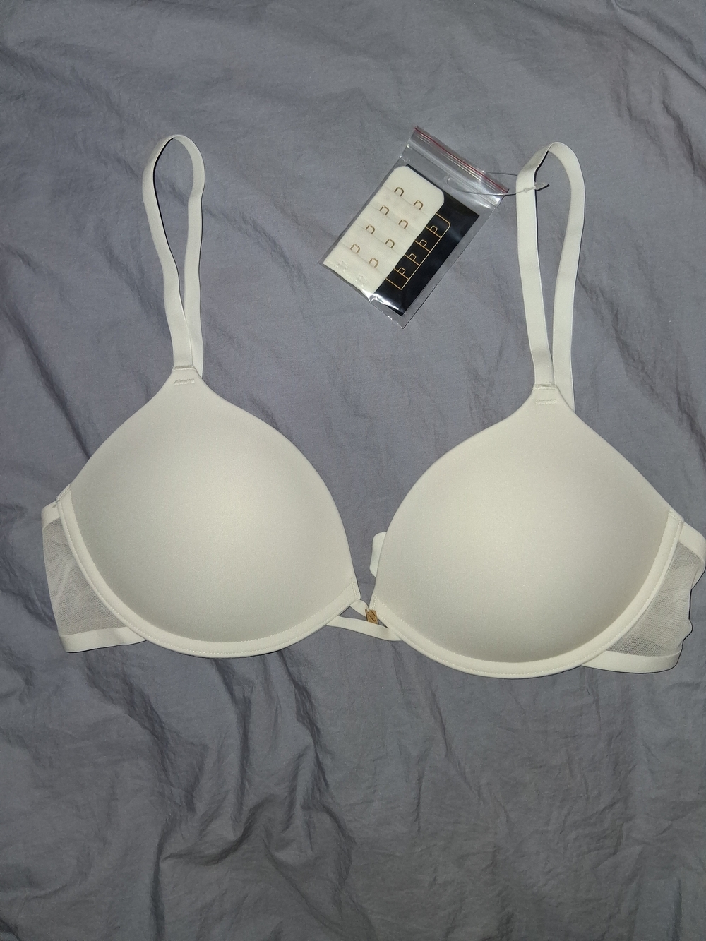 Underoutfit: The NoGap Mesh Bra